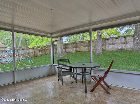 1853 Rambling Ridge Lane Jacksonville, FL 32225 - Photo 10 of 42 1AFD6290-0169-4EBA-91F5-275778C72721