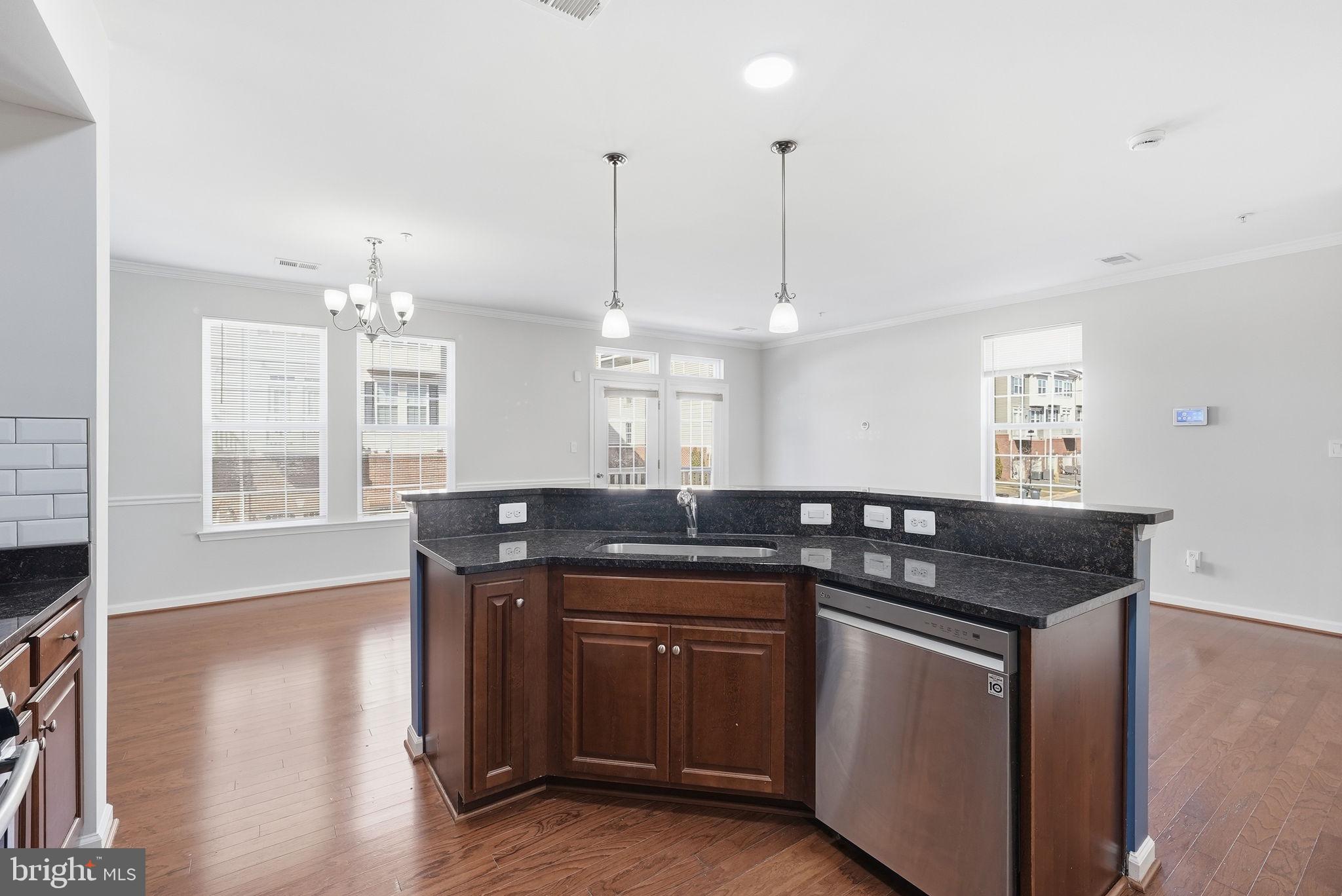 4774 Dane Ridge Circle Woodbridge, VA 22193 - Photo 9 of 31