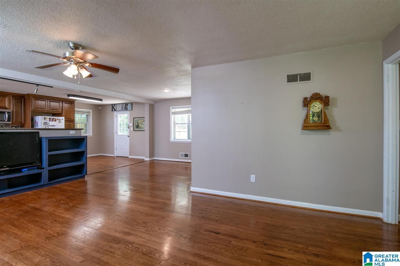 324 Cherokee Street Mount Olive, AL 35117 - Photo 3 of 43