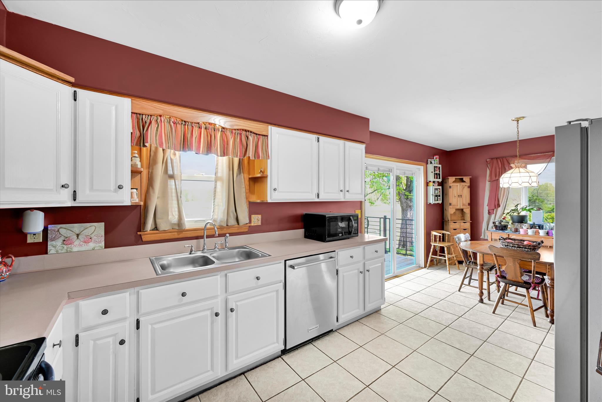 145 Franklintown Road Dillsburg, PA 17019 - Photo 25 of 63 Kitchen