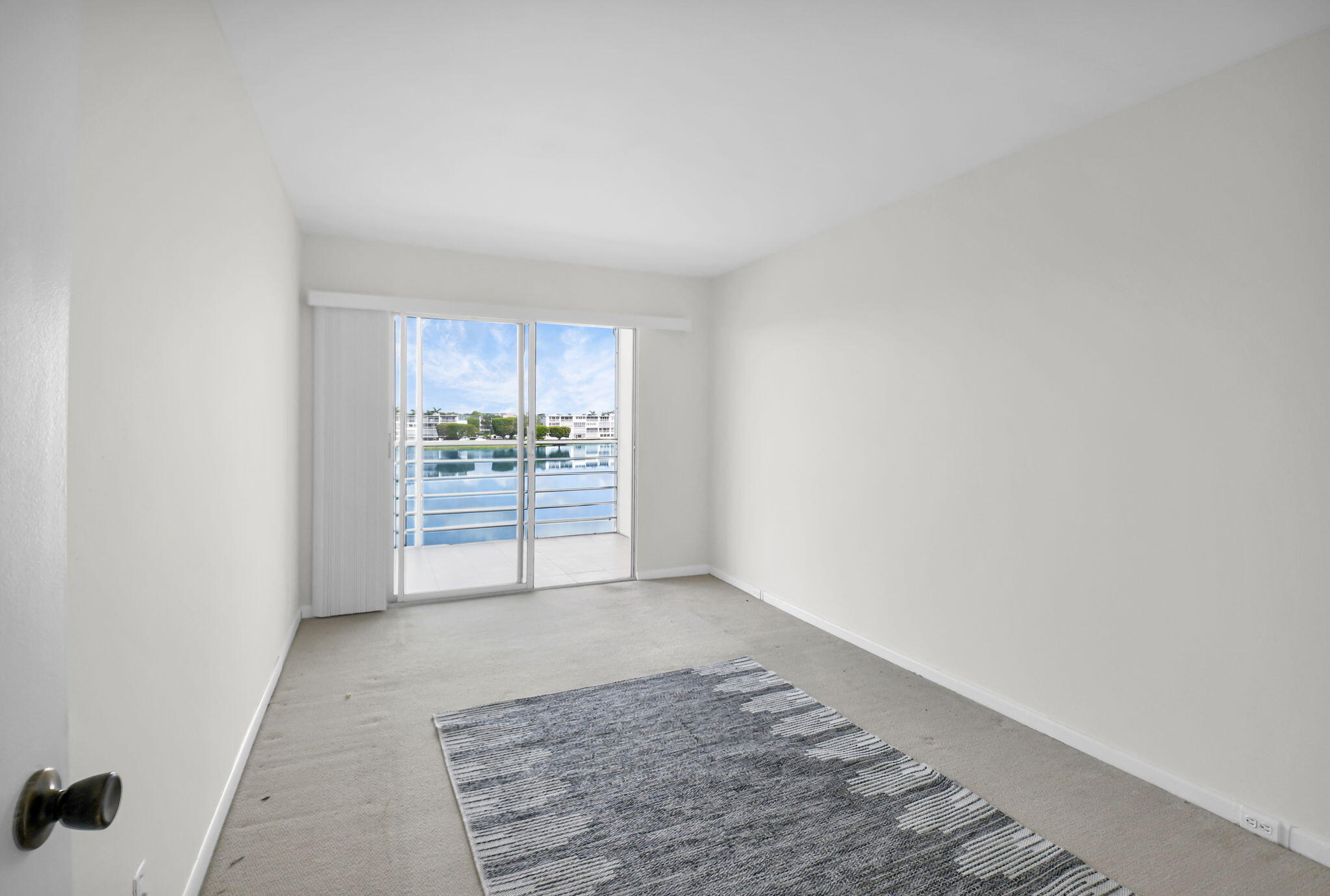 4088 Exeter Boca Raton, FL 33434 - Photo 19 of 48 Second Bedroom