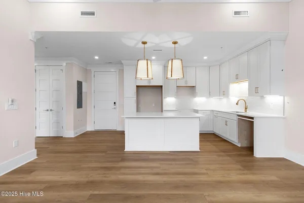 $499,000 | 805 Mulberry Street, Unit 202, Beaufort, NC 28516