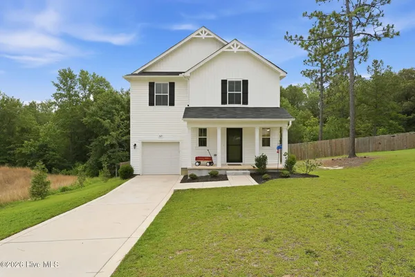 $325,000 | 169 Hedge Hunter Court, Raeford, NC 28376