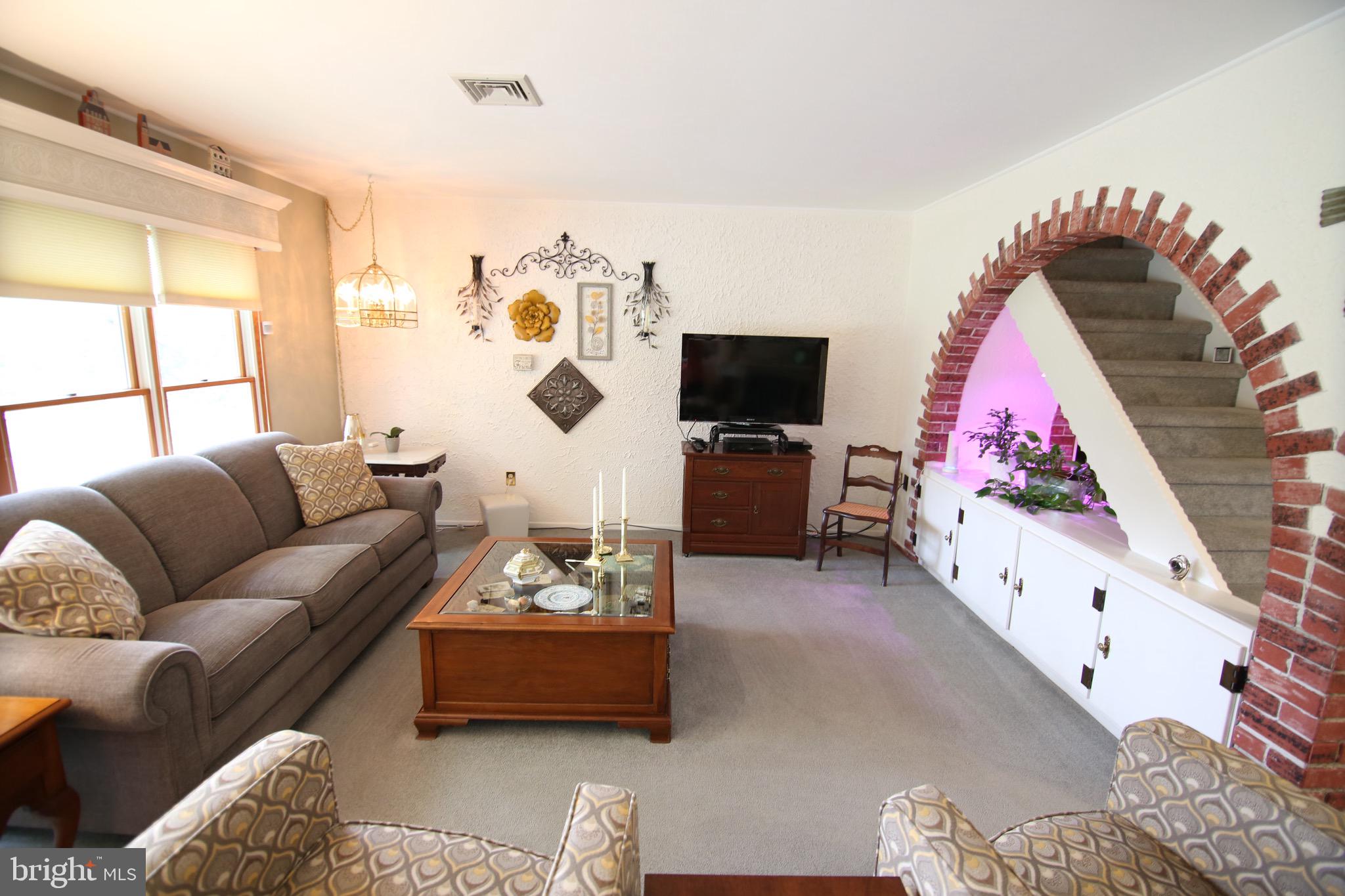 10 Full Turn Road Levittown, PA 19056 - Photo 11 of 50