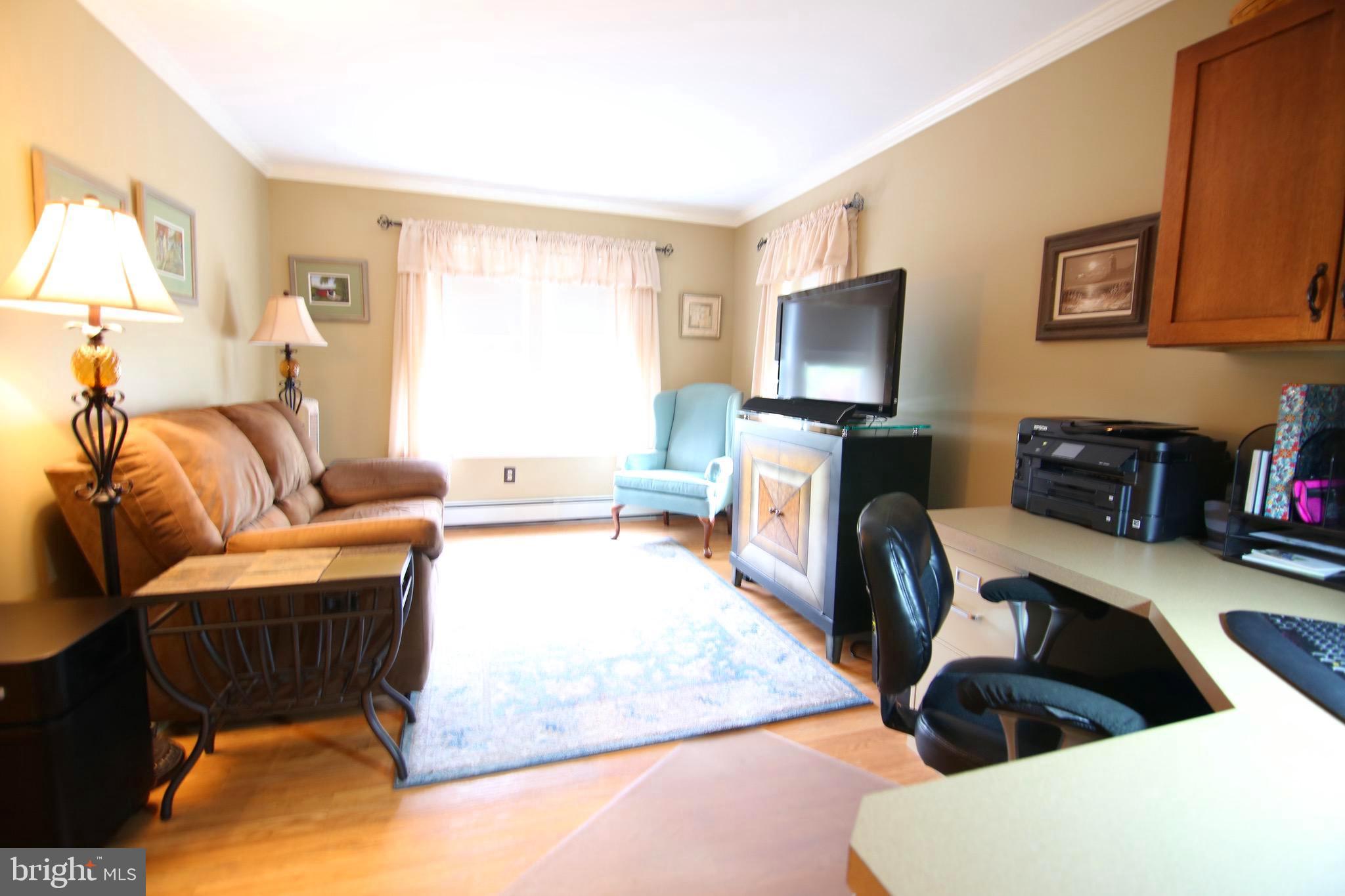 10 Full Turn Road Levittown, PA 19056 - Photo 17 of 50