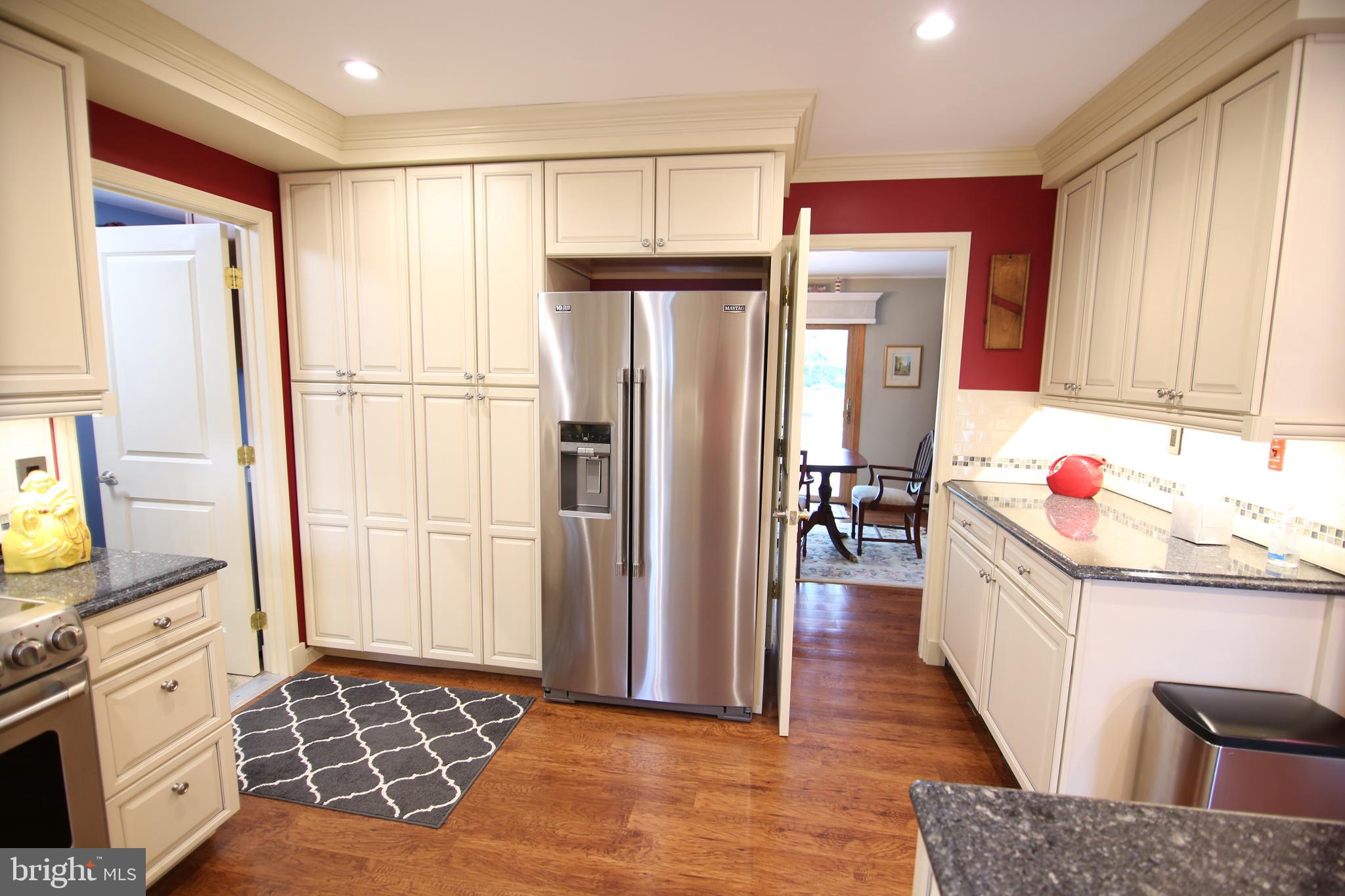 10 Full Turn Road Levittown, PA 19056 - Photo 7 of 50