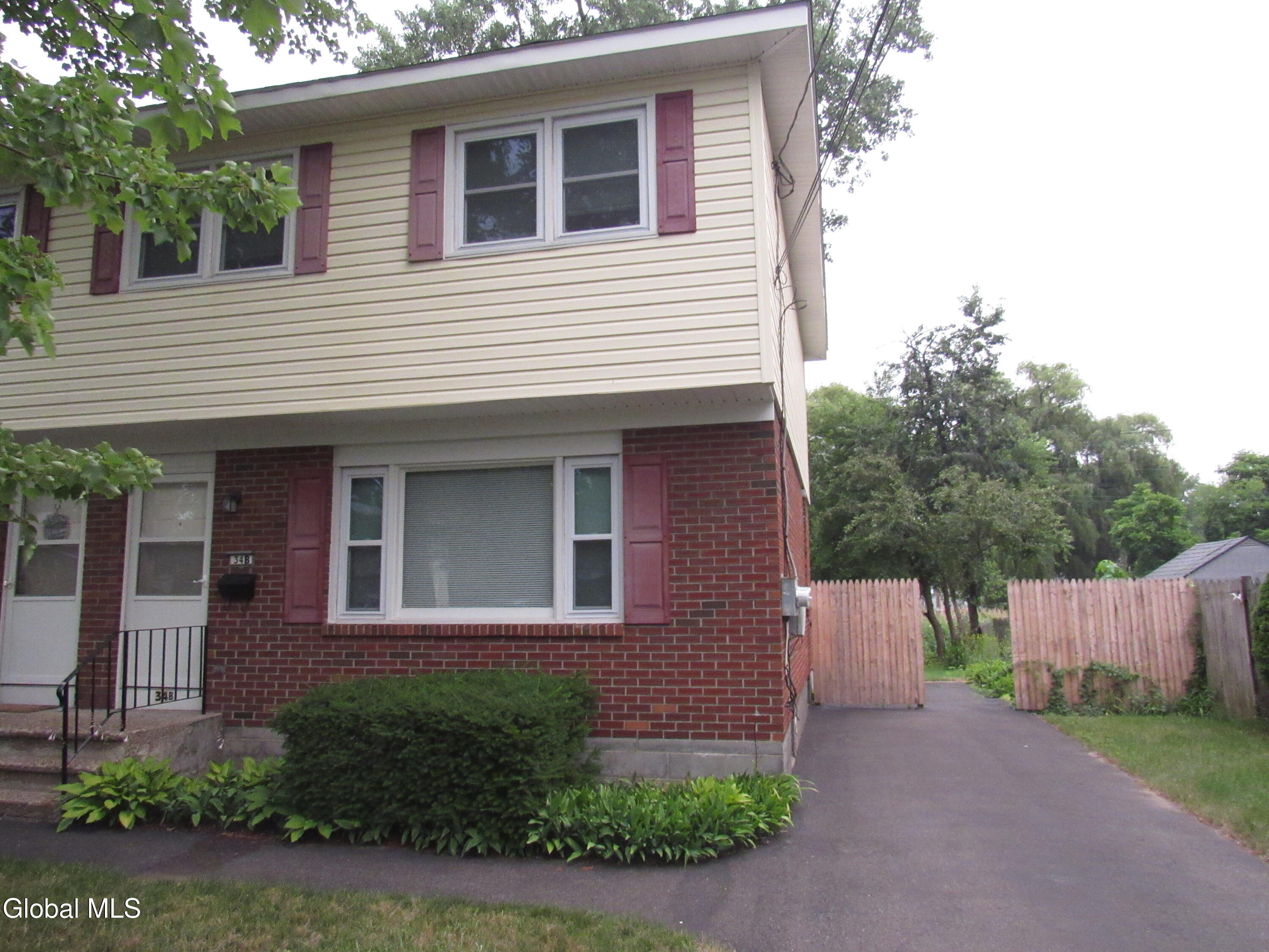 34 B Commodore Street Colonie, NY 12205 - Photo 3 of 23 IMG_1790
