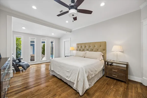 $1,200,000 | 1307 Marshall Street, Houston, TX 77006