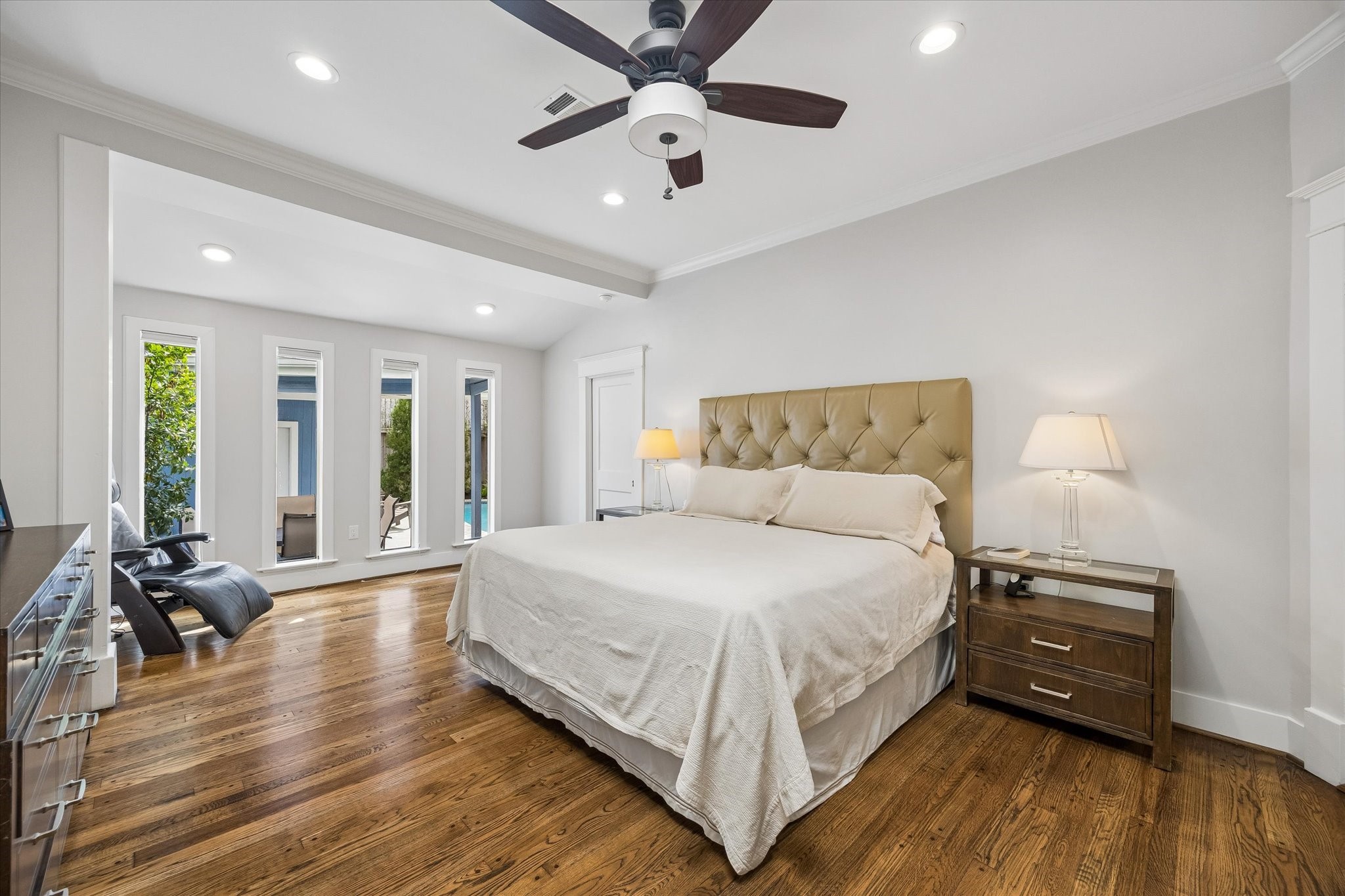 1307 Marshall Street Houston, TX 77006 - Photo 10 of 23 Fabulous primary suite has room for a sitting area and opens to both fully renovated bathrooms.