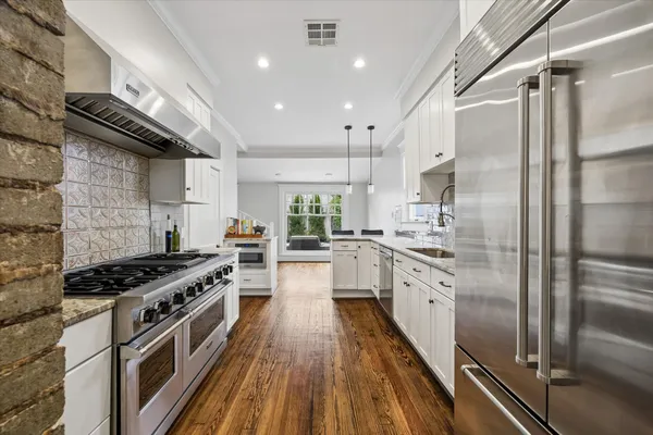 $1,200,000 | 1307 Marshall Street, Houston, TX 77006