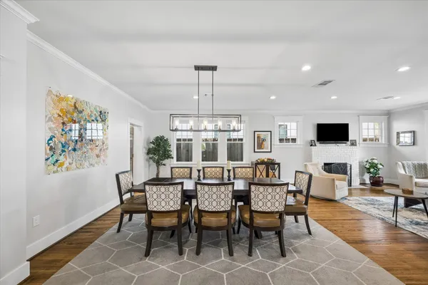 $1,200,000 | 1307 Marshall Street, Houston, TX 77006