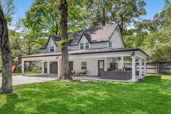 $699,000 | 819 Sentinel Oaks, Pinehurst, TX 77362