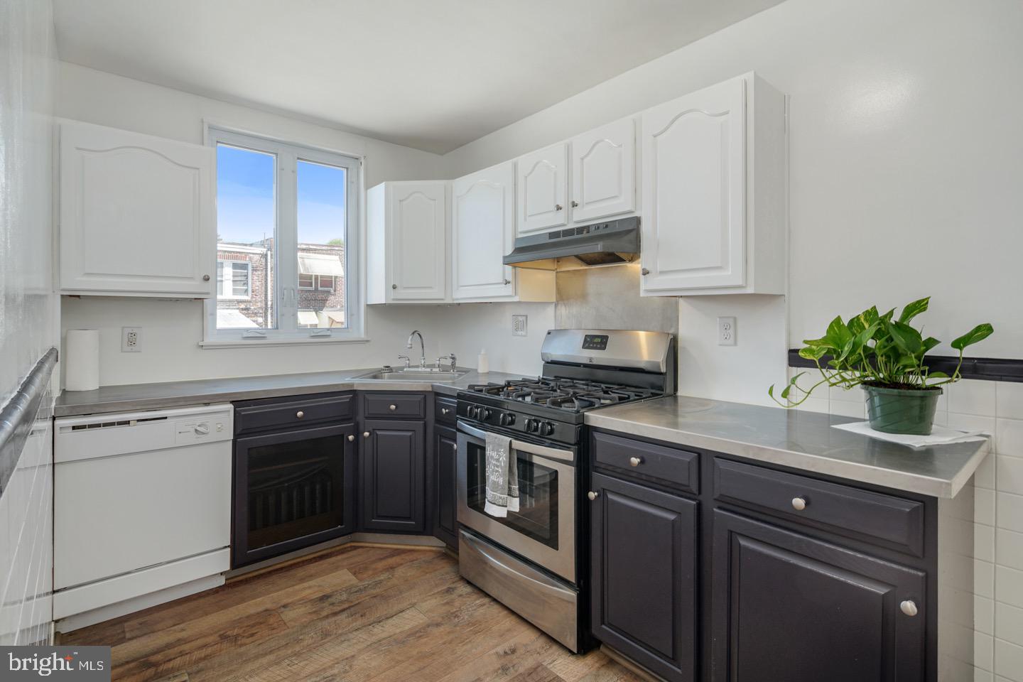 131 St Laurence Road Upper Darby, PA 19082 - Photo 8 of 23 Gallery Image 8