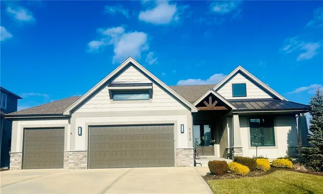$875,000 | 3610 West 158th Street, Overland Park, KS 66224