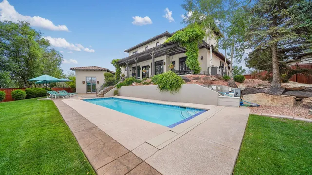 a house with garden in front of it