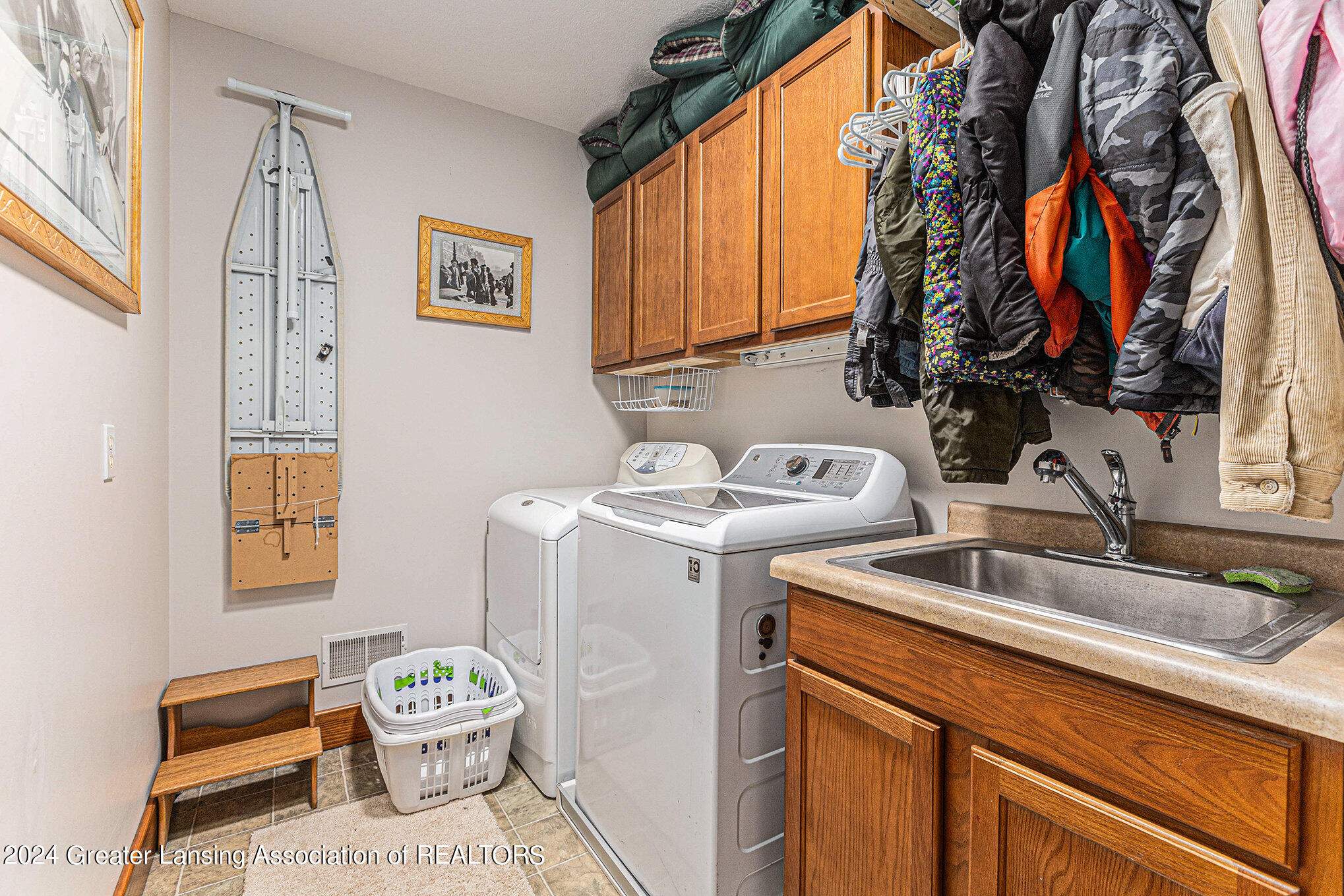 550 Kelly Road Leslie, MI 49251 - Photo 23 of 35 Laundry Room