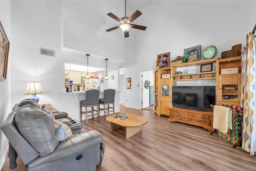 1217 Edgewood Ranch Road Orlando, FL 32835 - Photo 27 of 89