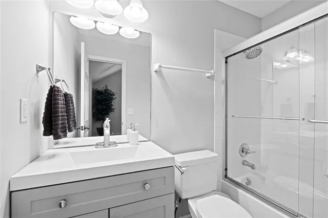 $695,000 | 14605 Carter Street, Overland Park, KS 66221