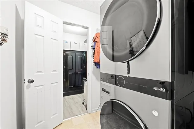 $695,000 | 14605 Carter Street, Overland Park, KS 66221