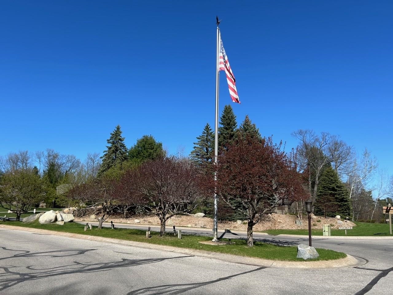 6556 Mission Ridge Traverse City, MI 49686 - Photo 49 of 50 1935905-f0e904b9-41c0-4700-883a-4f7c98e33815.JPG
