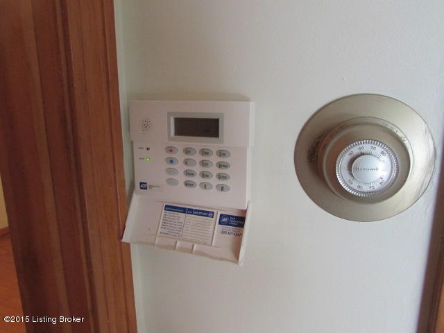 3508 Janell Road Louisville, KY 40216 - Photo 7 of 18 Security System panel