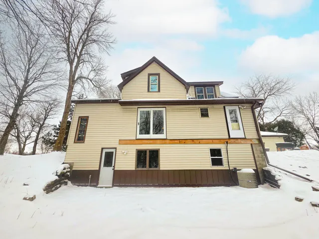 $374,900 | 52765 Belgrade Township 191, North Mankato, MN 56003