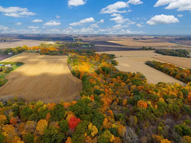 $374,900 | 52765 Belgrade Township 191, North Mankato, MN 56003