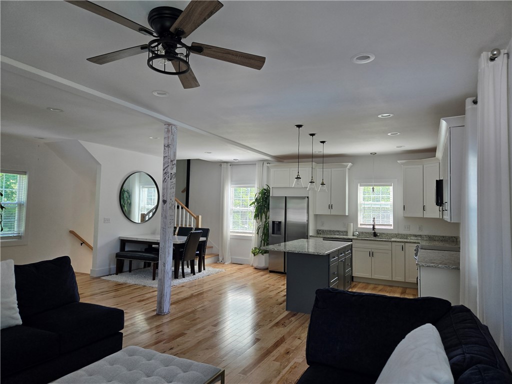 1284 Boston Neck Road Saunderstown, RI 02874 - Photo 19 of 24