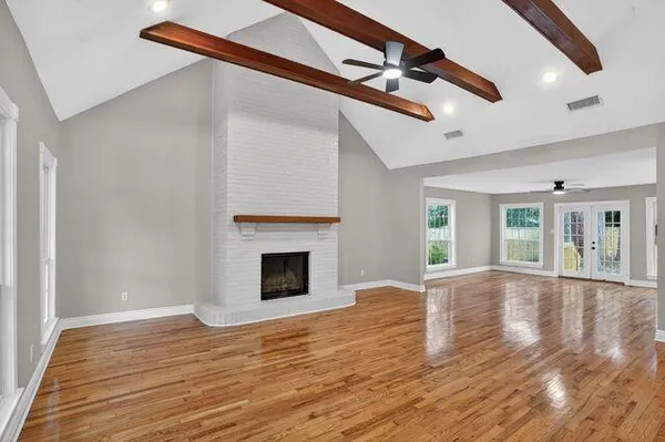 $1,950 | 305 Goldenwood Street, Mandeville, LA 70448