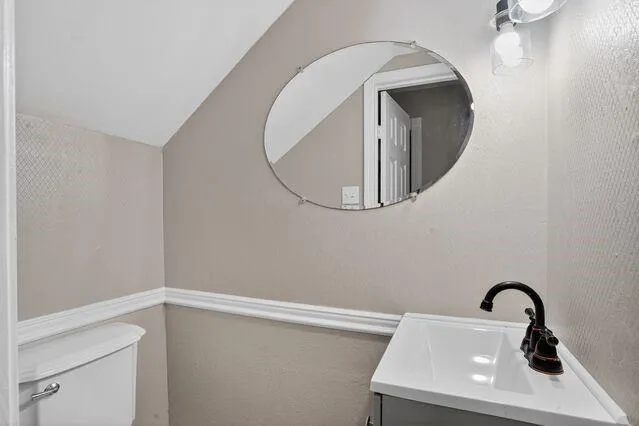 $2,100 | 305 Goldenwood Street, Mandeville, LA 70448