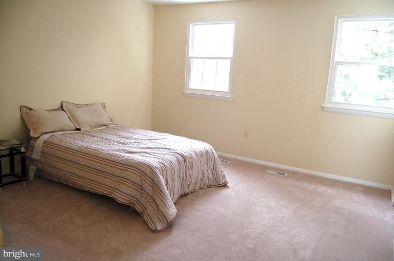 10 Ritters Ridge Court, Unit 10 Owings Mills, MD 21117 - Photo 10 of 15 Master Bedroom