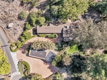 $2,999,900 | 6146 Hawarden Drive, Riverside, CA 92506