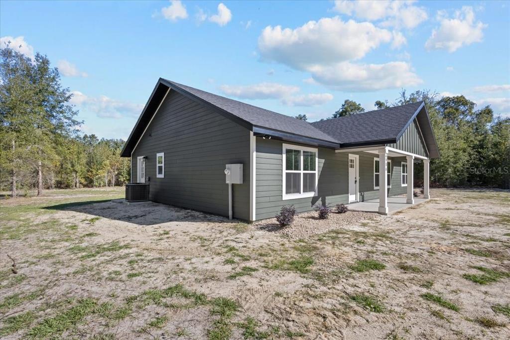 4906 Northwest 36th Street Bell, FL 32619 - Photo 4 of 38