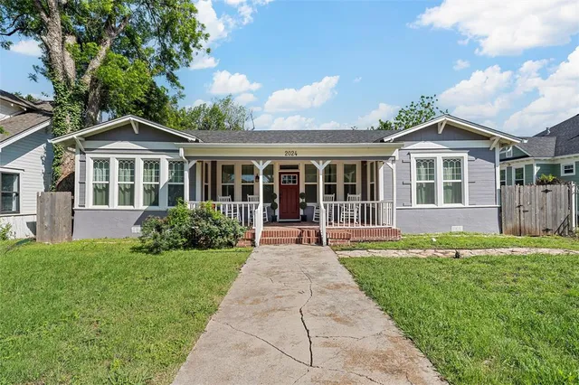 $489,900 | 2024 Columbus Avenue, Waco, TX 76701