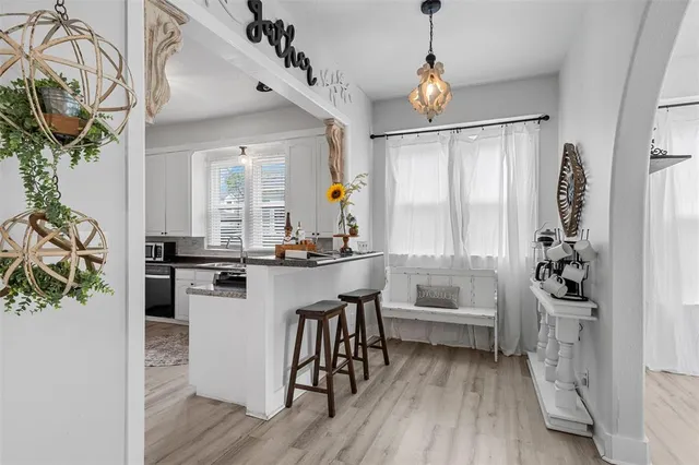 $489,900 | 2024 Columbus Avenue, Waco, TX 76701