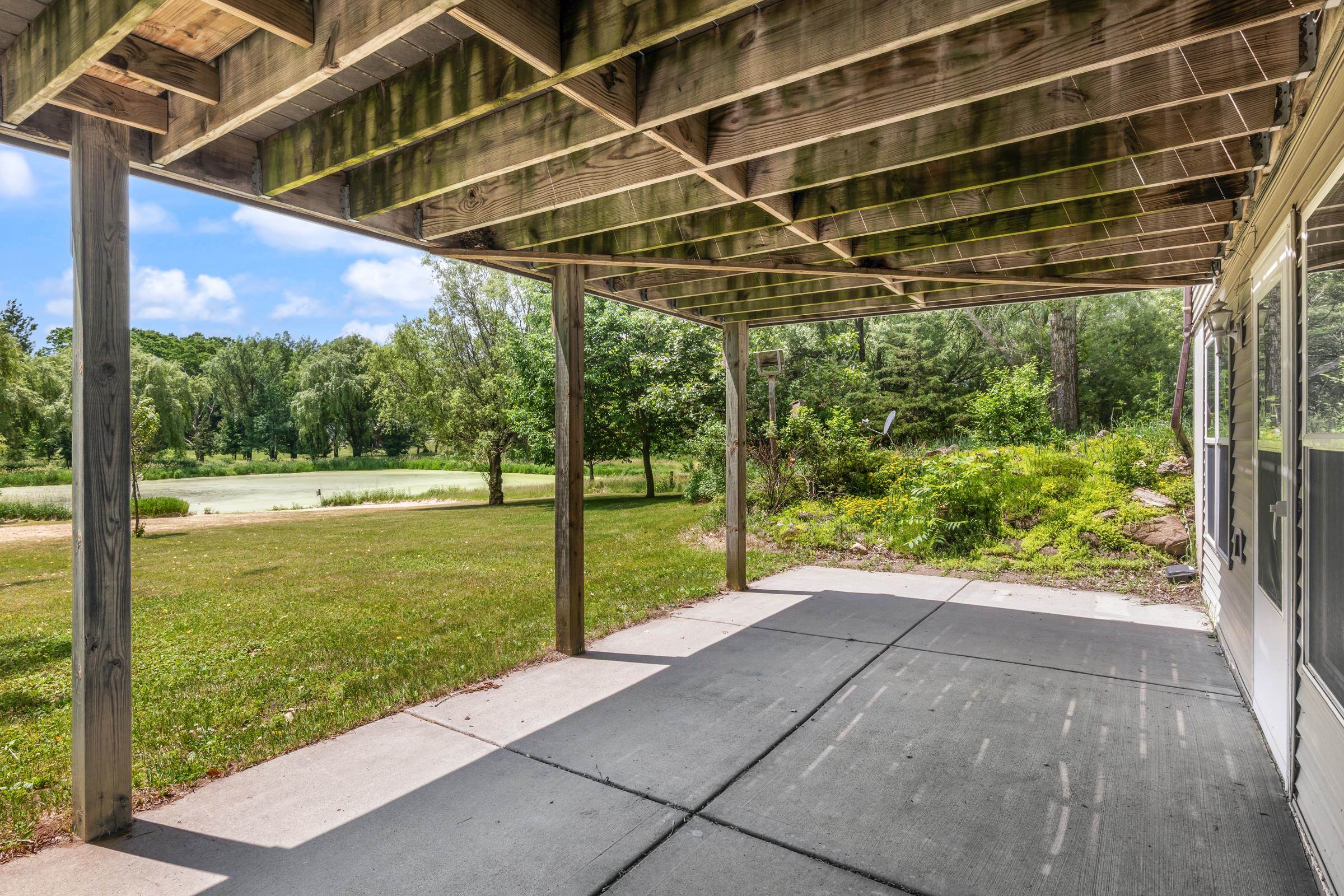 W3075 Grouse Road Pardeeville, WI 53954 - Photo 35 of 89