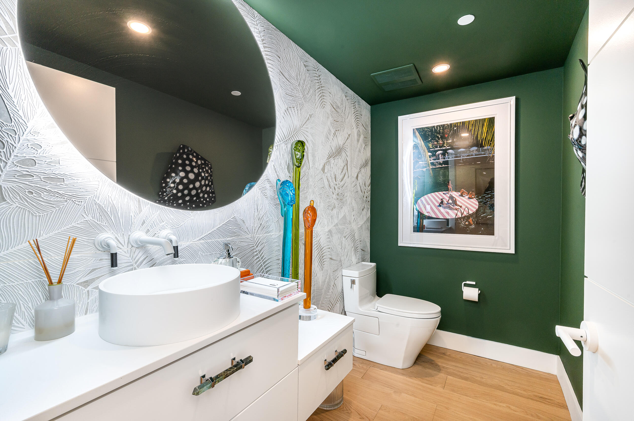 200 East Palmetto Park Road, Unit 509 Boca Raton, FL 33432 - Photo 25 of 52 Powder Room