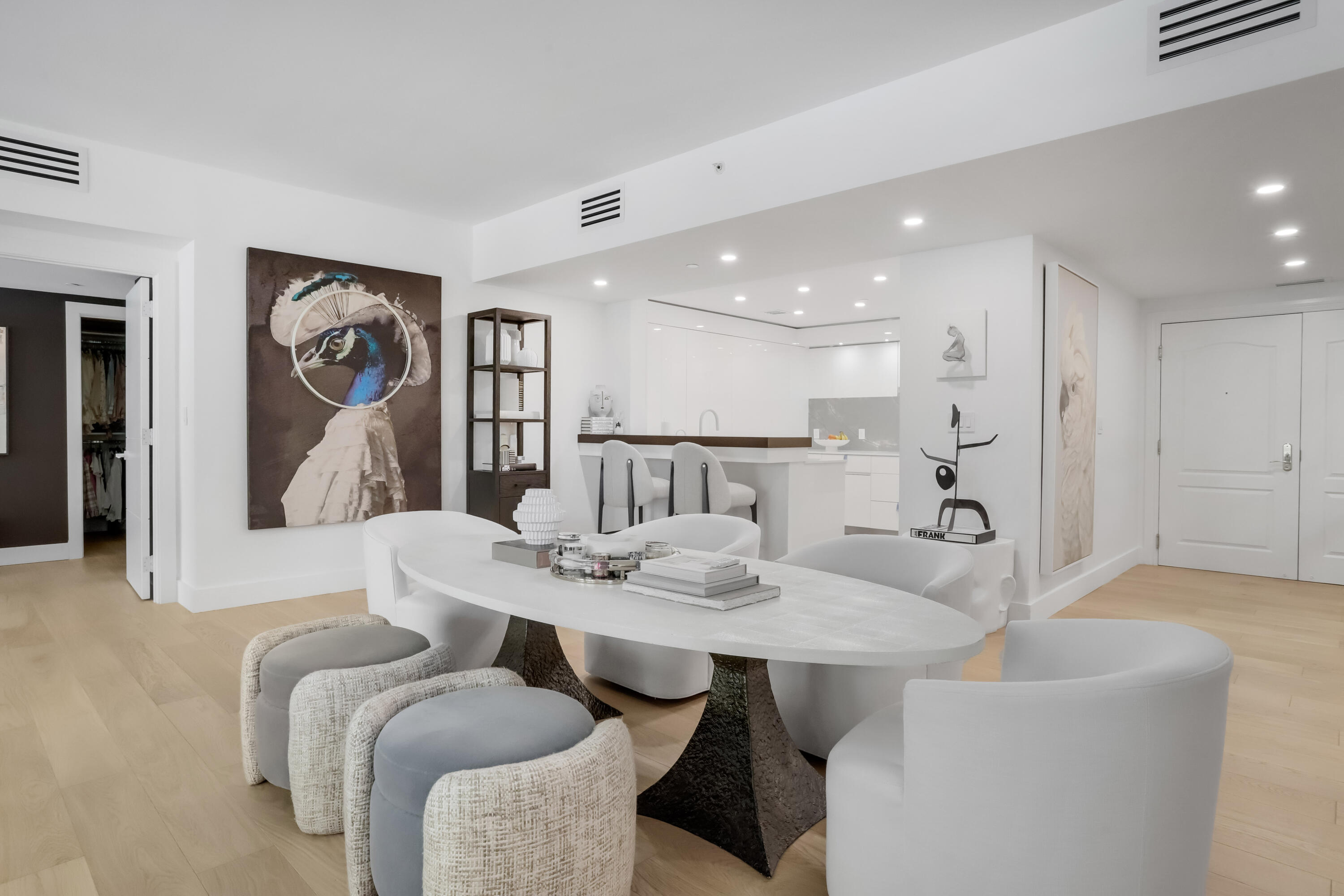 200 East Palmetto Park Road, Unit 509 Boca Raton, FL 33432 - Photo 9 of 52 Large Dining Area