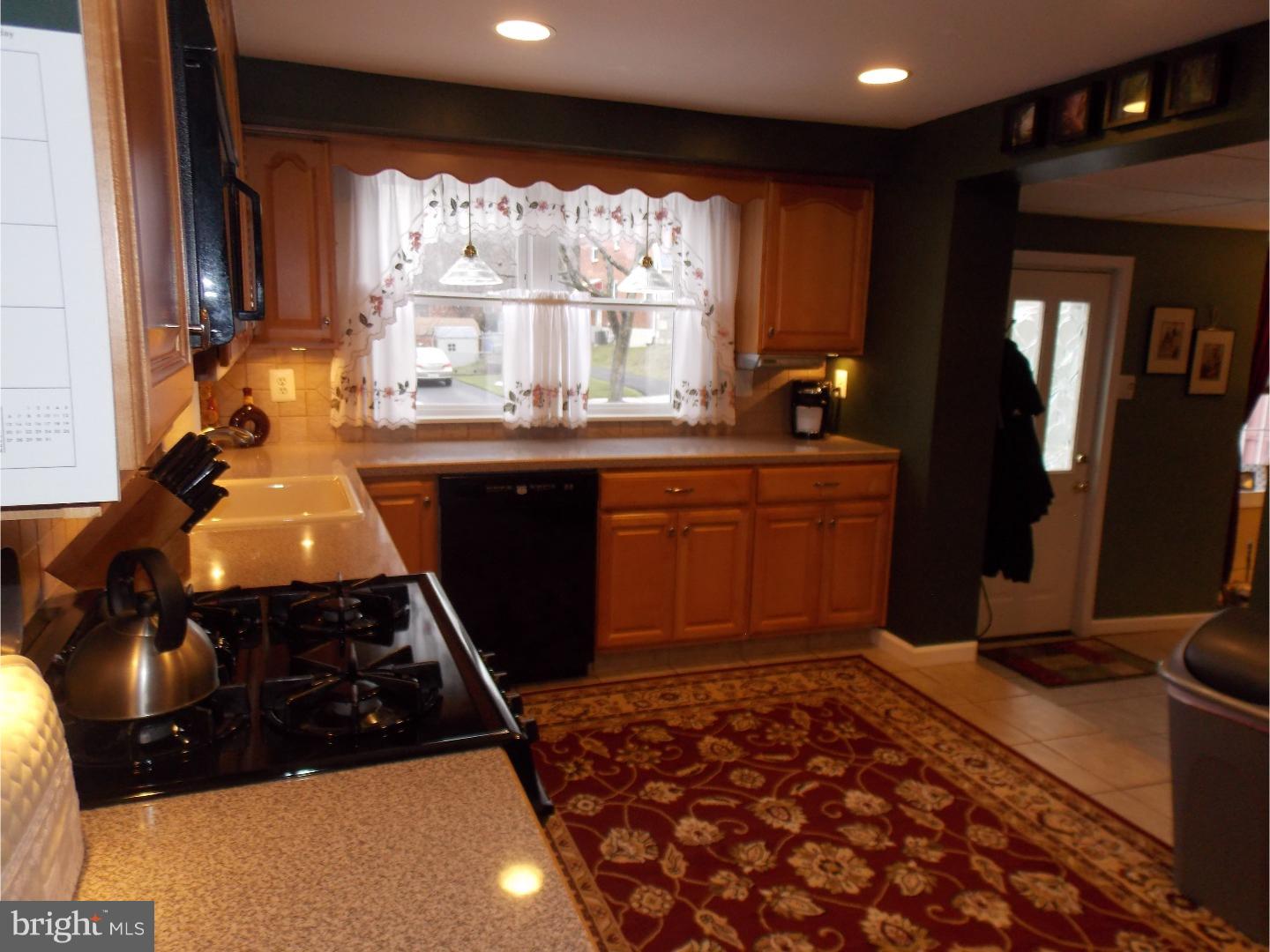 801 Millwood Road Philadelphia, PA 19115 - Photo 9 of 17 Gallery Image 9