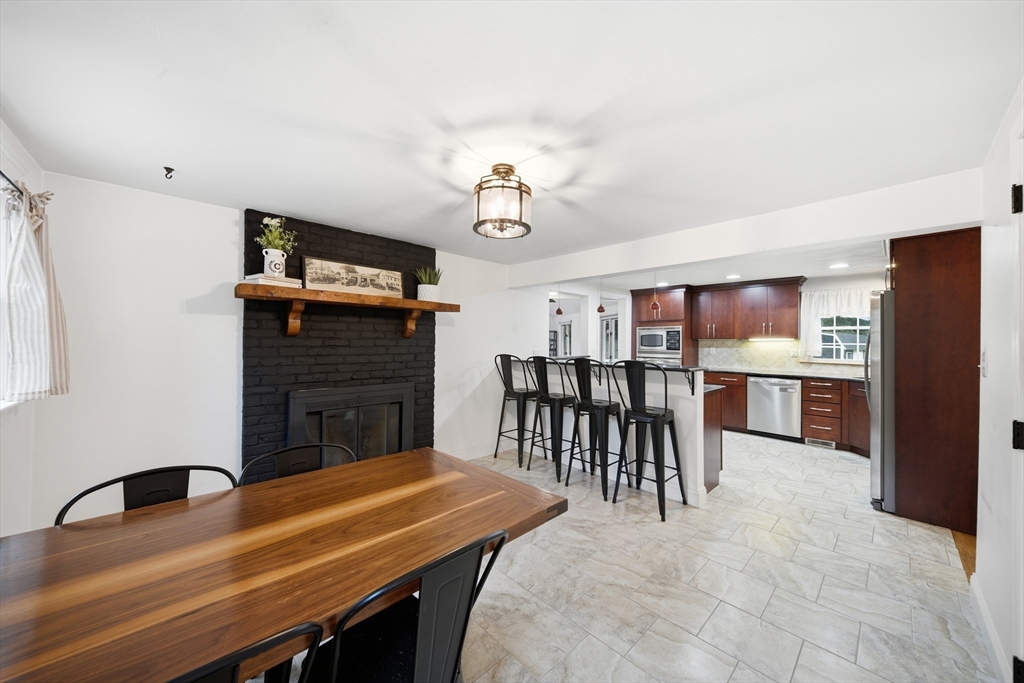 9 Westgate Road Billerica, MA 01862 - Photo 8 of 33 Gallery Image 8