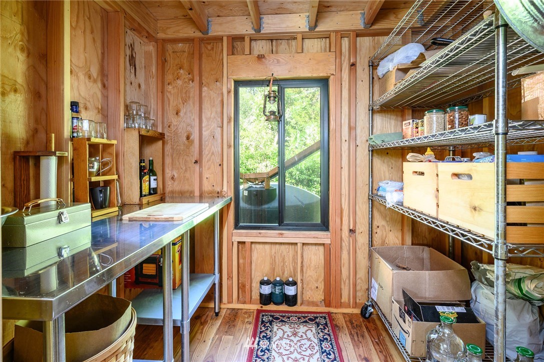 9107 Southwest Gorsuch Road Vashon, WA 98070 - Photo 11 of 15