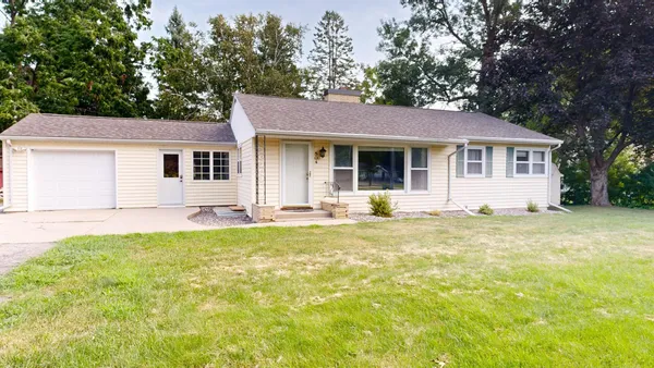 $235,000 | 504 19th Avenue Southwest, Willmar, MN 56201