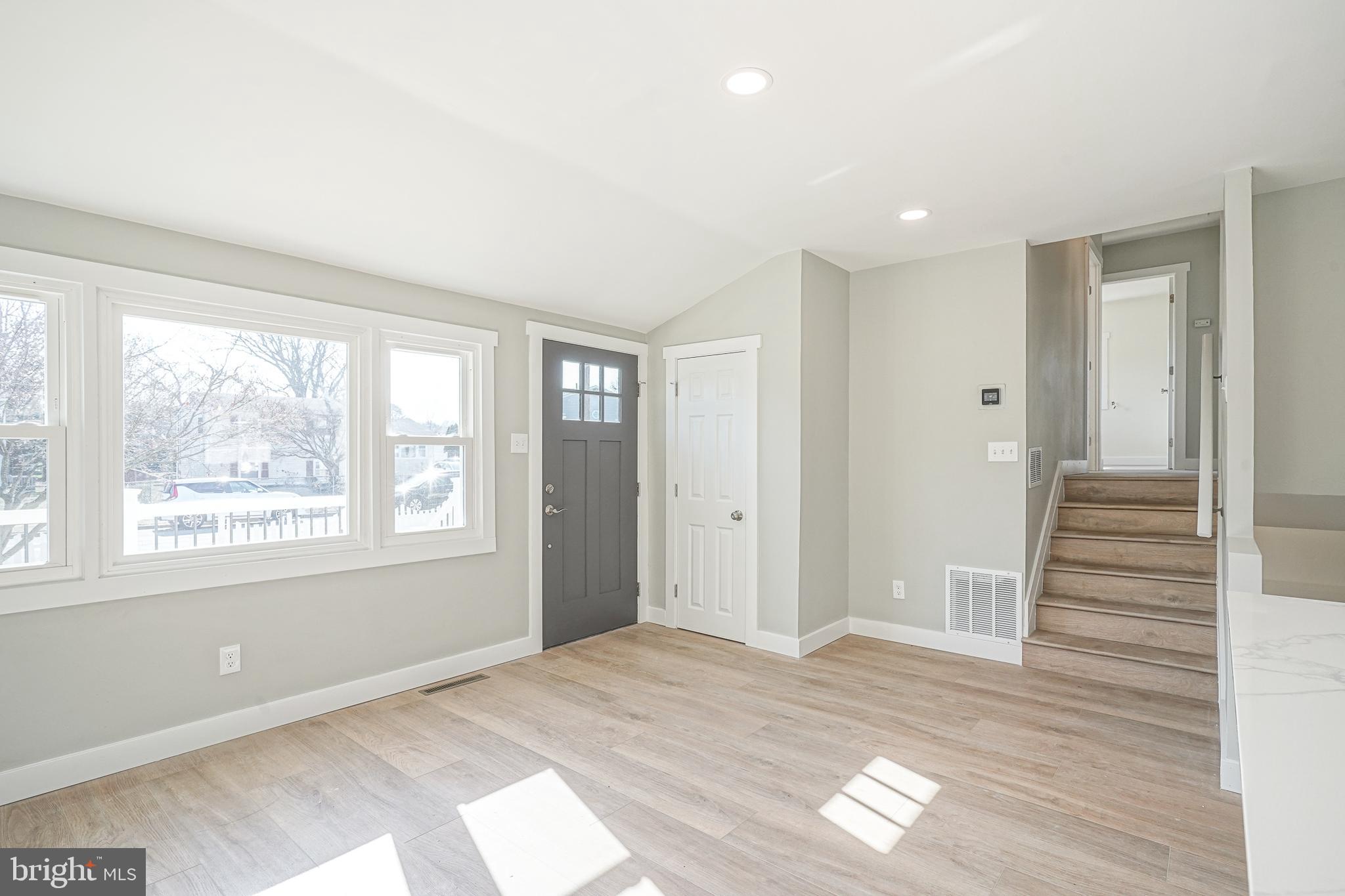 1036 Crest Road Pine Hill, NJ 08021 - Photo 13 of 30 Gallery Image 13