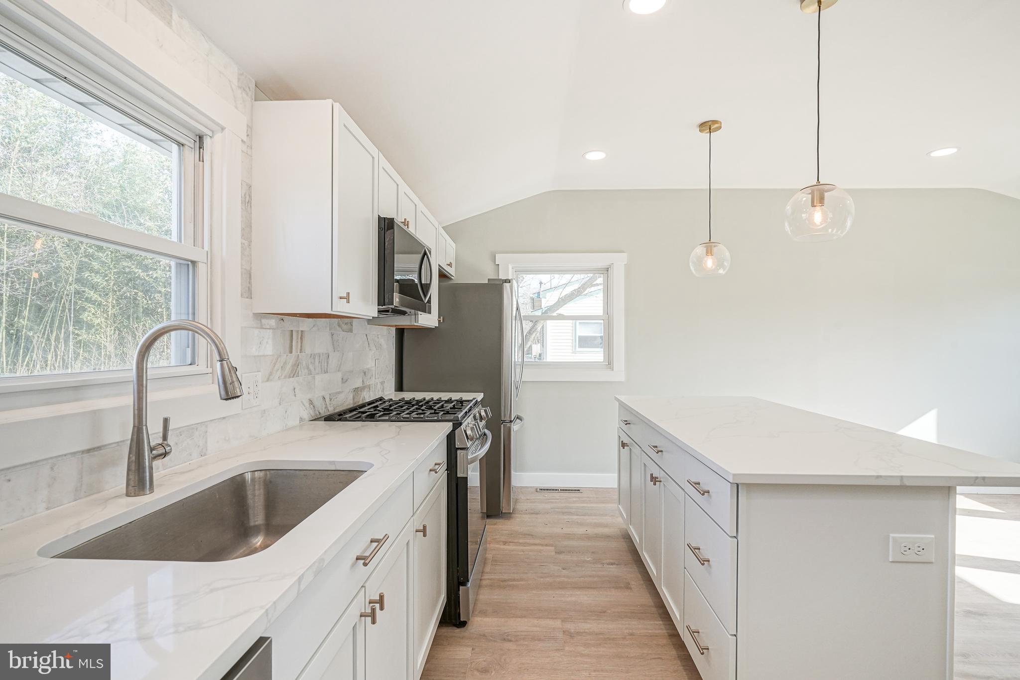 1036 Crest Road Pine Hill, NJ 08021 - Photo 7 of 30 Gallery Image 7