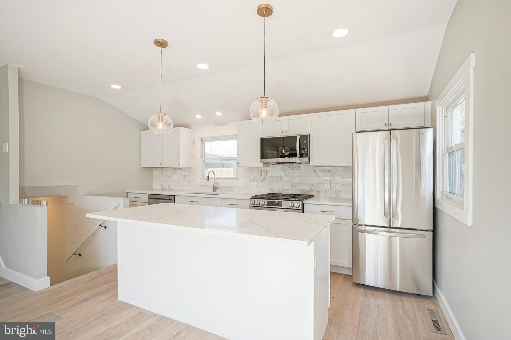 1036 Crest Road Pine Hill, NJ 08021 - Photo 10 of 30 Gallery Image 10