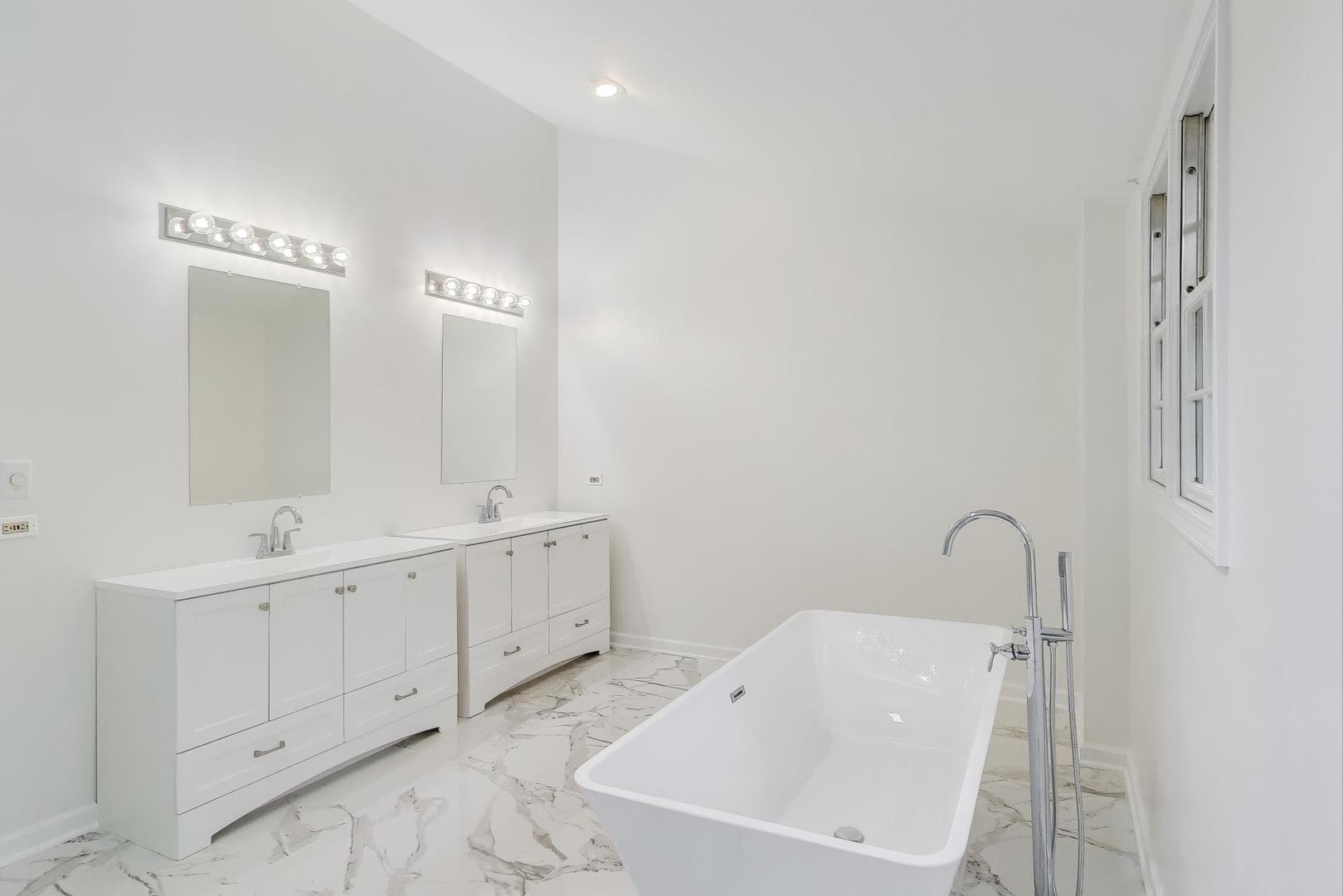 651 Nor-Oaks Court West Chicago, IL 60185 - Photo 41 of 62