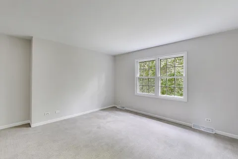 $725,000 | 651 Nor-Oaks Court, West Chicago, IL 60185