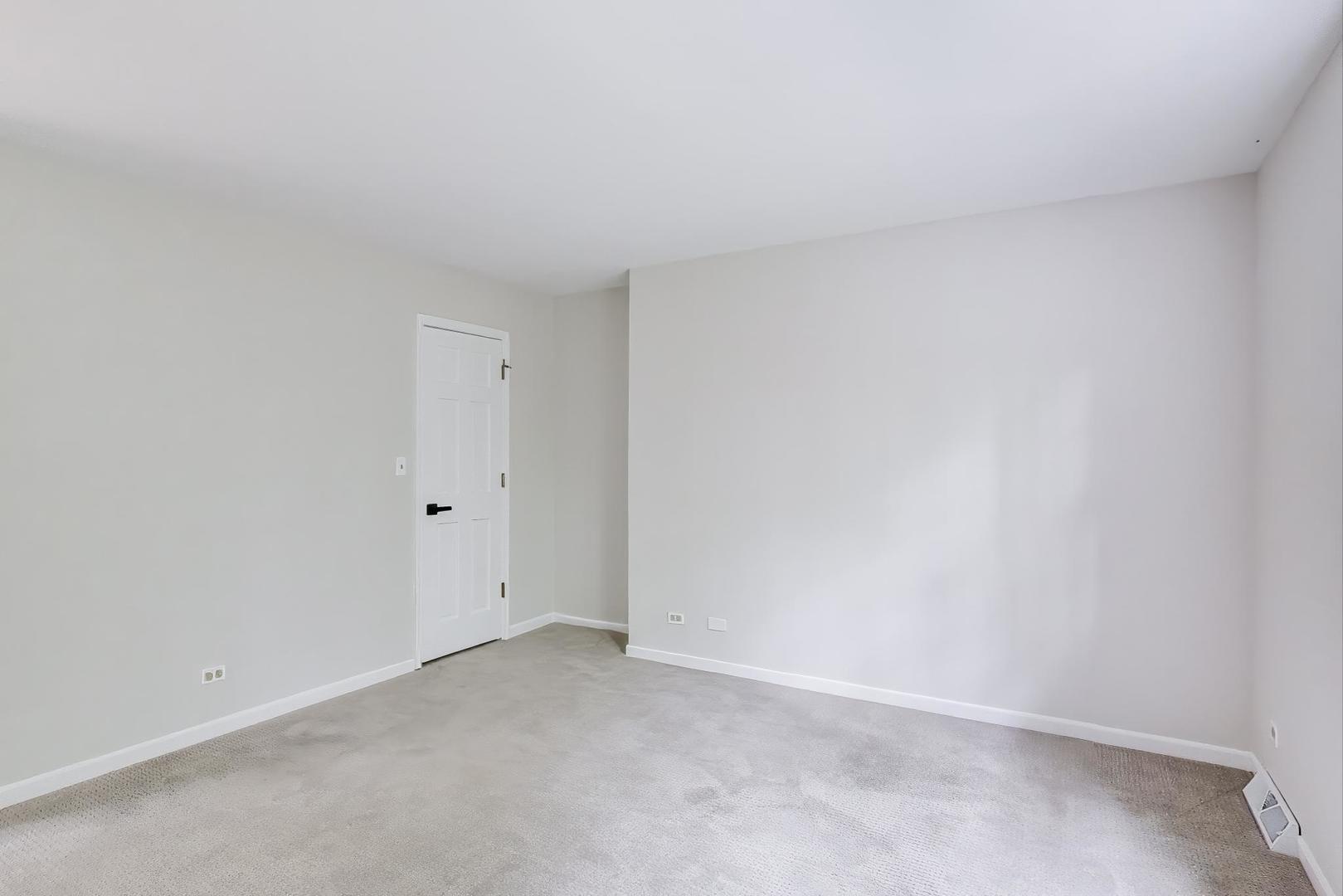 651 Nor-Oaks Court West Chicago, IL 60185 - Photo 52 of 62 a view of an empty room