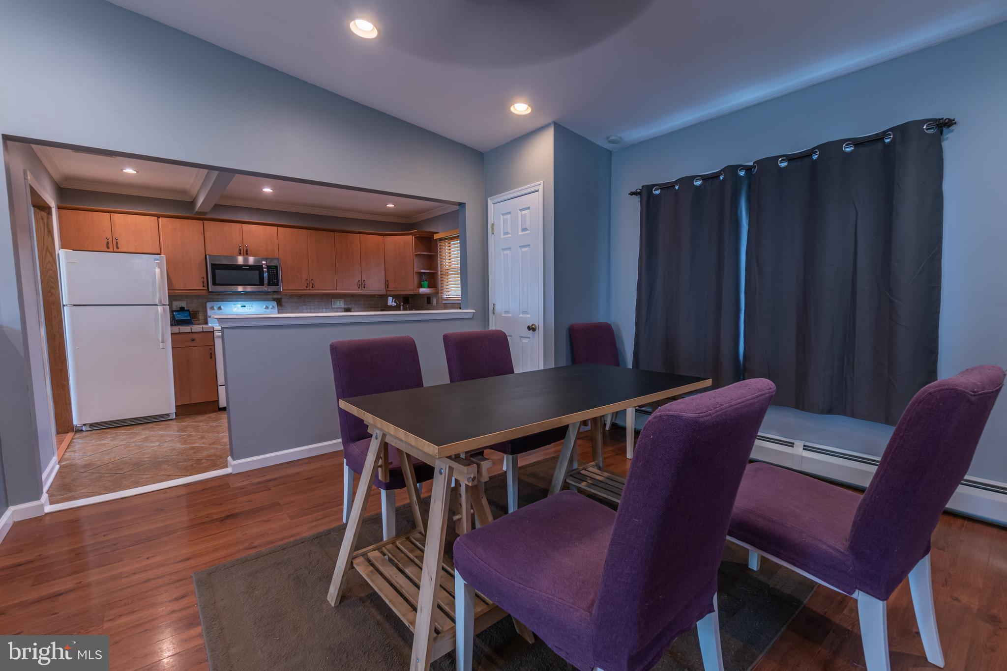 54 Ridge Lane Levittown, PA 19055 - Photo 13 of 43 Gallery Image 13