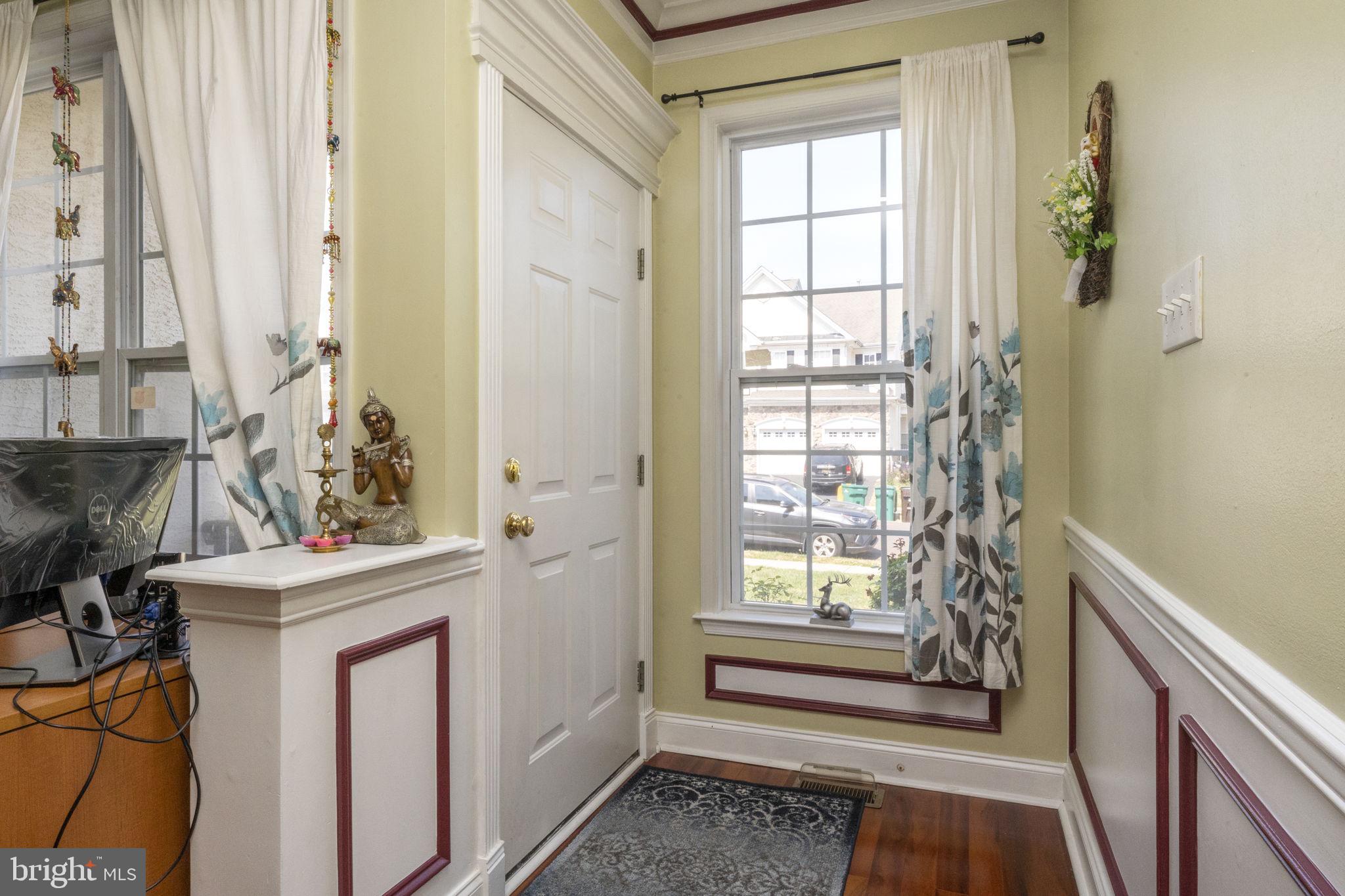 14 Wellington Road Newtown, PA 18940 - Photo 4 of 30 Gallery Image 4